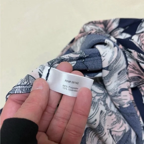 Boston Proper S navy floral surplice romper with pockets - Picture 5 of 10